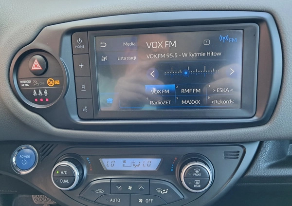 Toyota Yaris cena 58900 przebieg: 93800, rok produkcji 2020 z Kielce małe 781